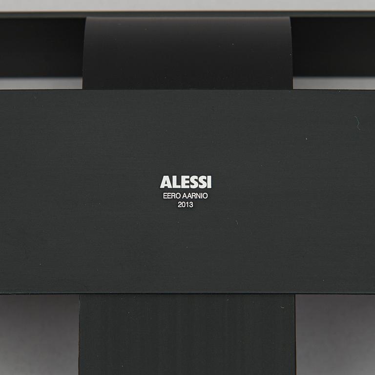 Eero Aarnio, kori, malli EA06 B "CrissCross", Alessi, 2013.