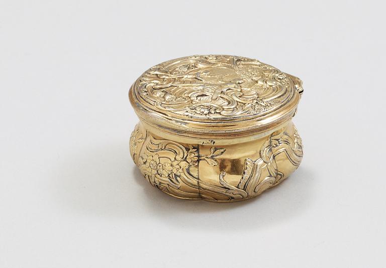 A Swedish 18th century silver-gilt snuff-box, makers mark of Kilian Kelson (Stockholm 1746-1771-).