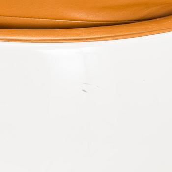 Eero Aarnio, a 'Ball Chair' for Asko.