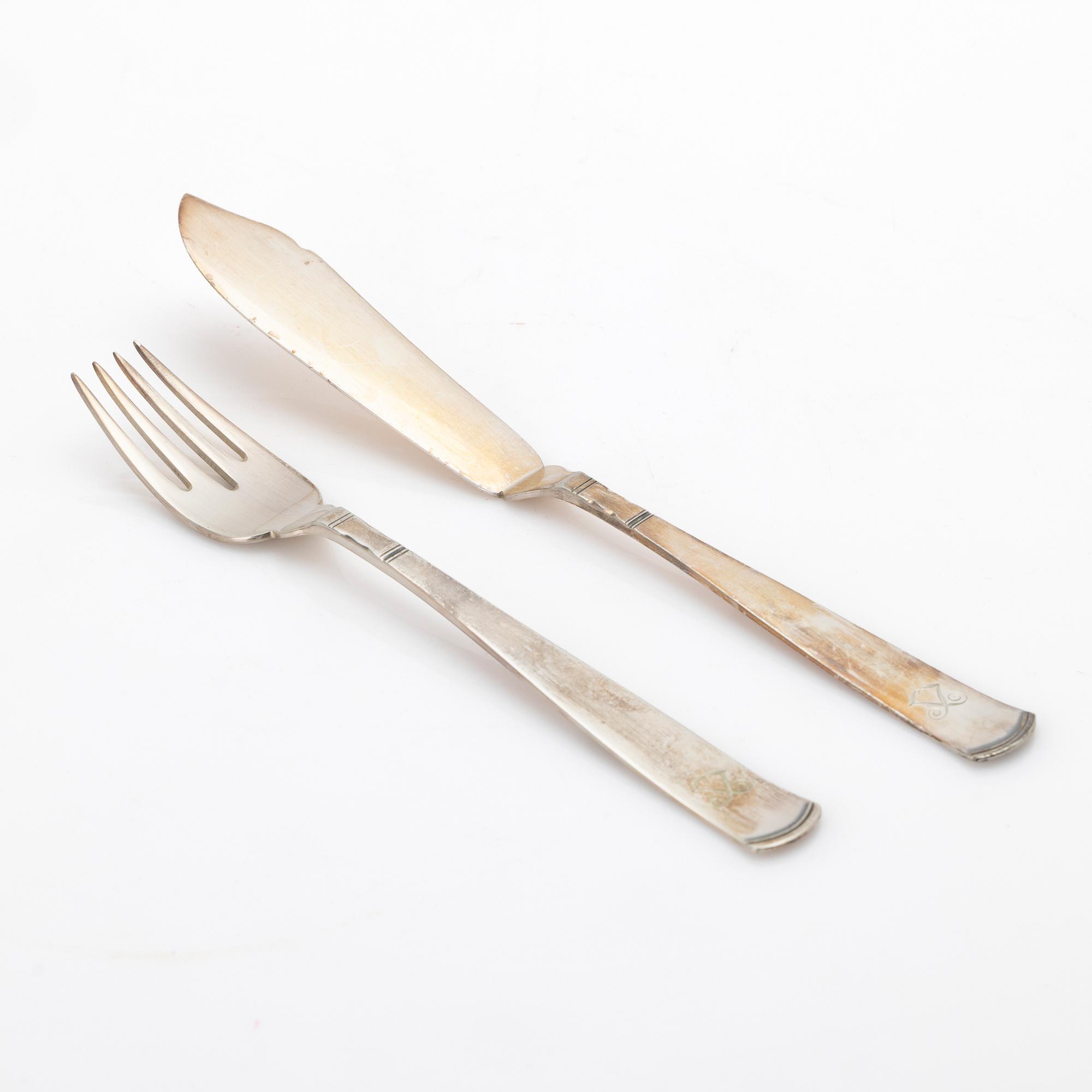 Jacob Ängman, fiskbestick, 24 delar, silver, modell Rosenholm, GAB, Stockholm, 1936.