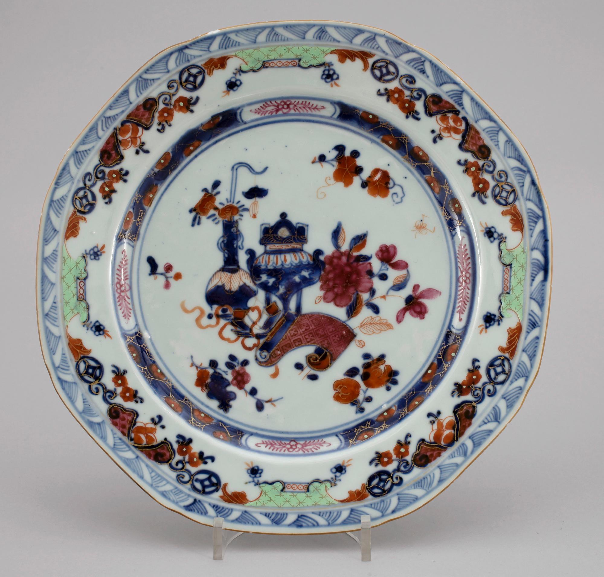 TALLRIKAR, 5 st, porslin, Qianlong, Kina 1700-tal.