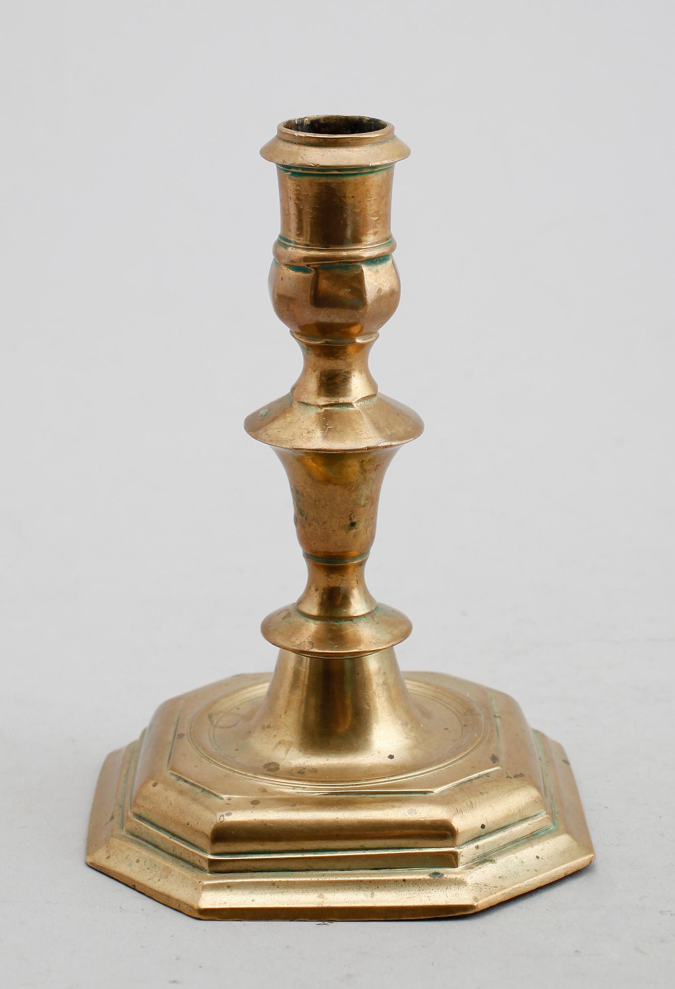 LJUSSTAKE, mässing, barock, 1700-tal.