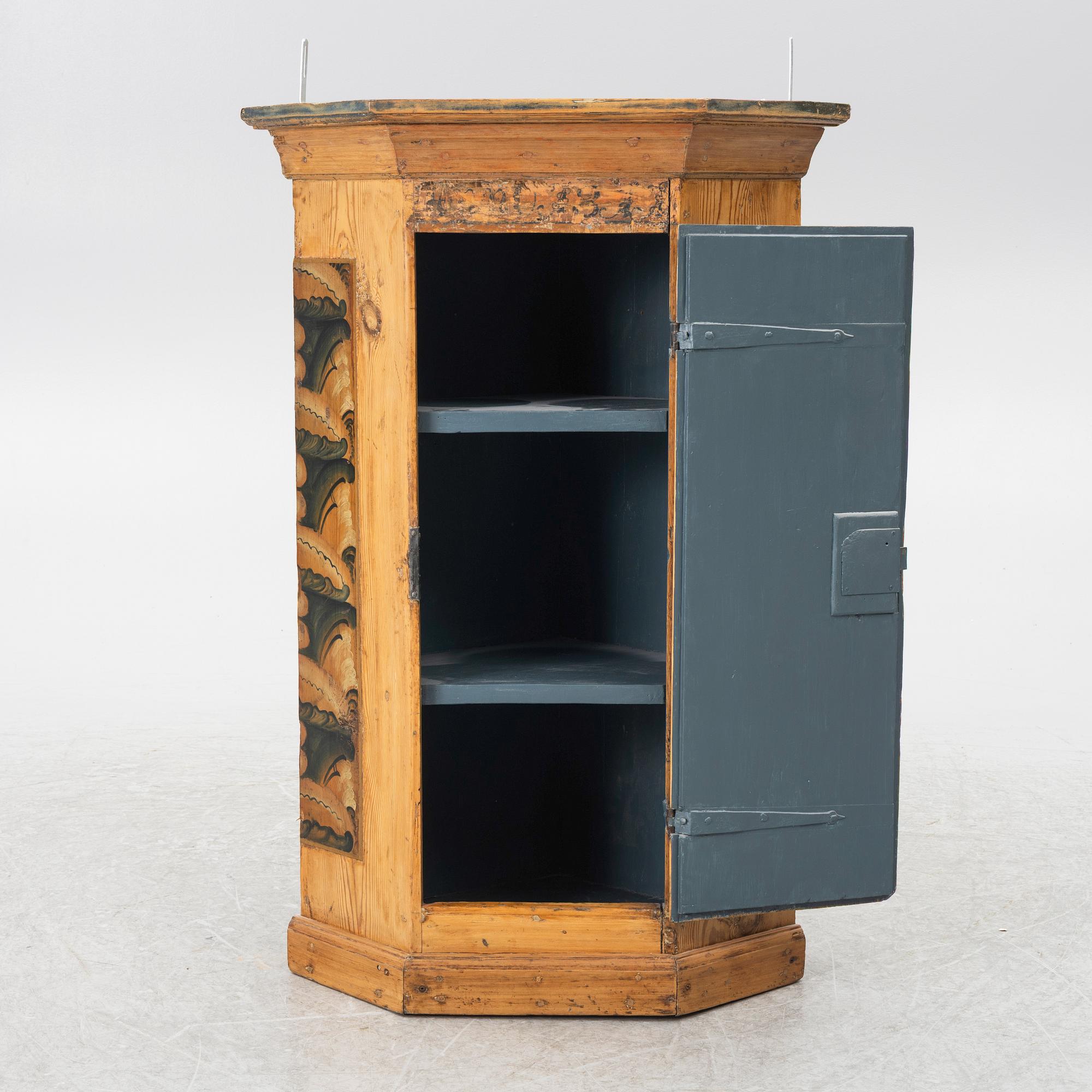 A folk art cupboard, Dalarna, 19th century.