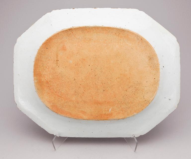 STEKFAT, porslin, Kina, Qing dynastin, Qianlong (1735-96).