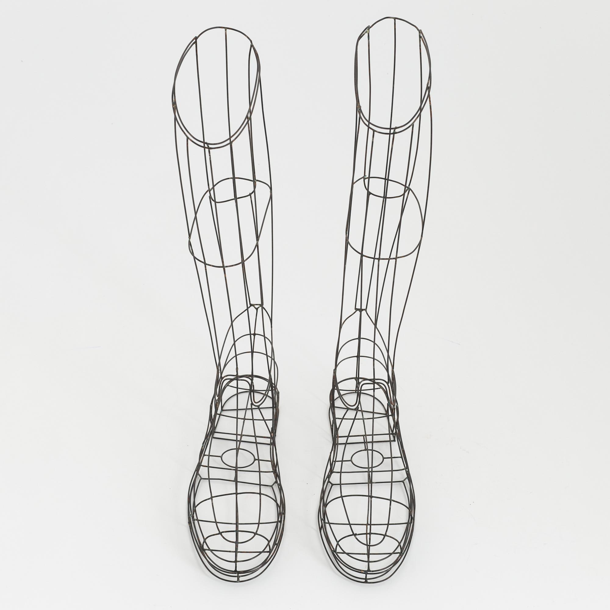 Thomas Raschke, metal wire, unique, 2015.