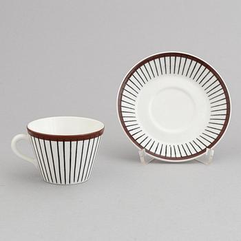 Stig Lindberg, ca 30 pieces "Spisa Ribb". Gustavsberg.