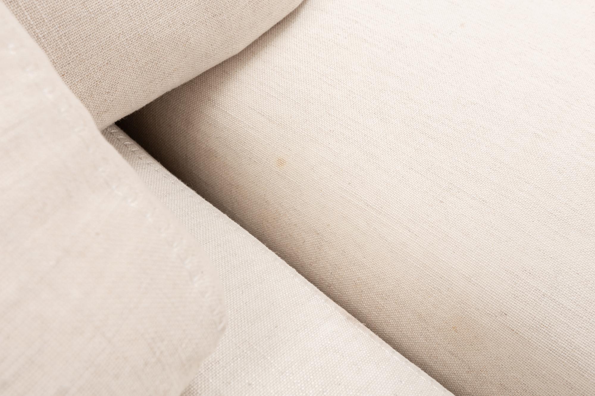 Antonio Citterio, sofa 'Ray' B&B Italia.