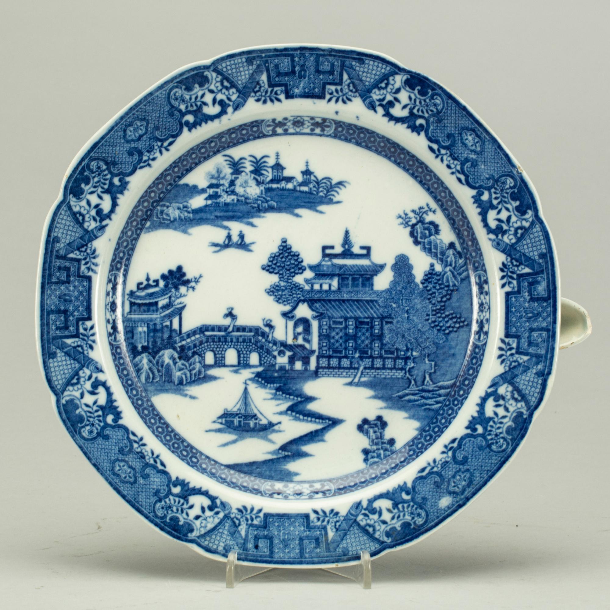 VÄRMEFAT, porslin, Kina, 1800-tal.