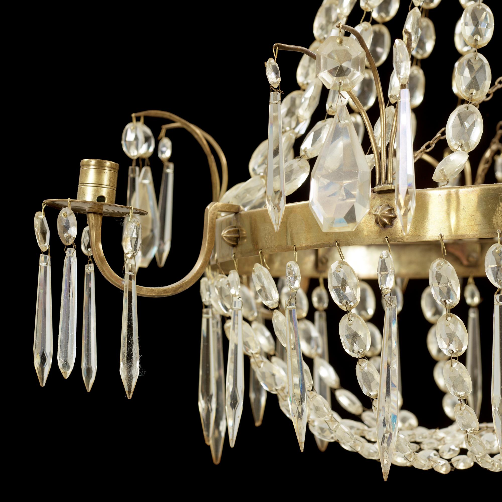 LJUSKRONA, Empirstil, 1900-talets första hälft. Höjd ca 72 cm.