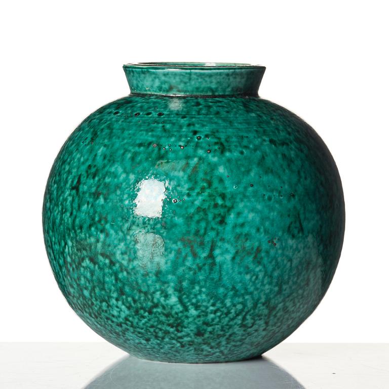 Wilhelm Kåge, an "Argenta"  stoneware vase, Gustavsberg 1938.