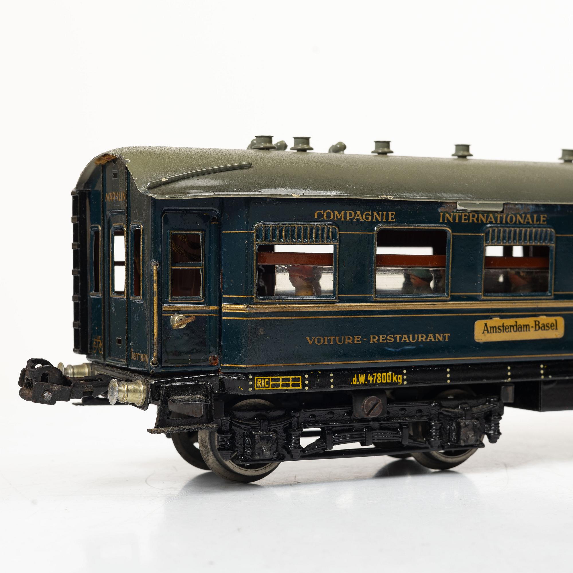 Märklin, restaurant car, 1942 JG, 1930s, Germany, 0 gauge.