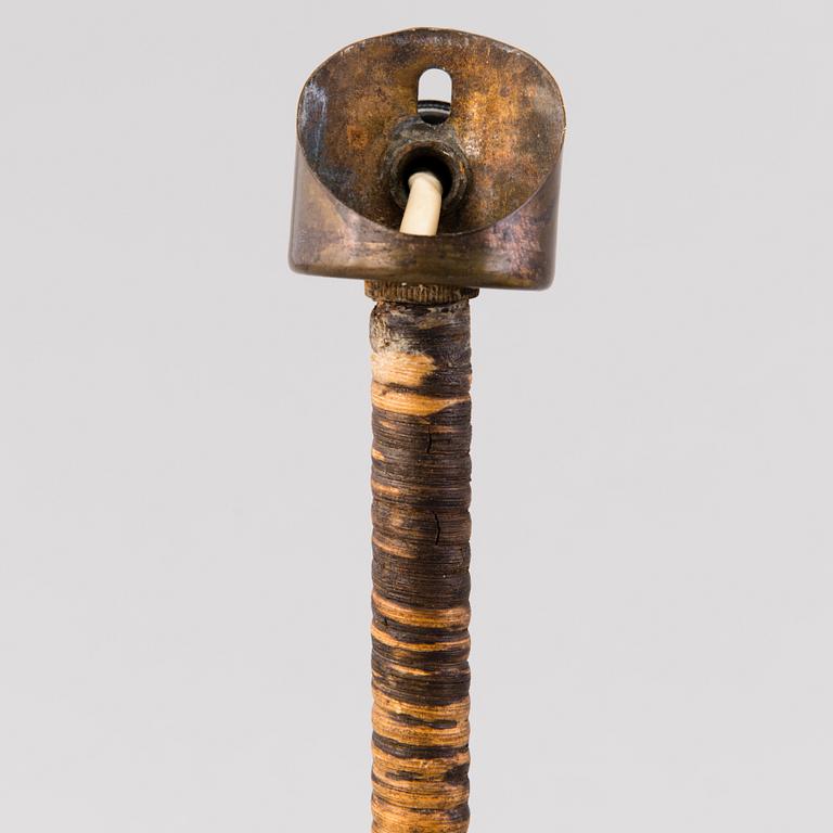 PAAVO TYNELL, BORDSLAMPA. Snäcka. Tillverkad av Taito Oy. Formgiven 1938/39.