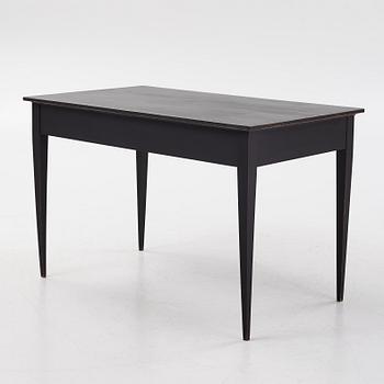 Skrivbord, gustaviansk stil, 1900-talets första hälft.