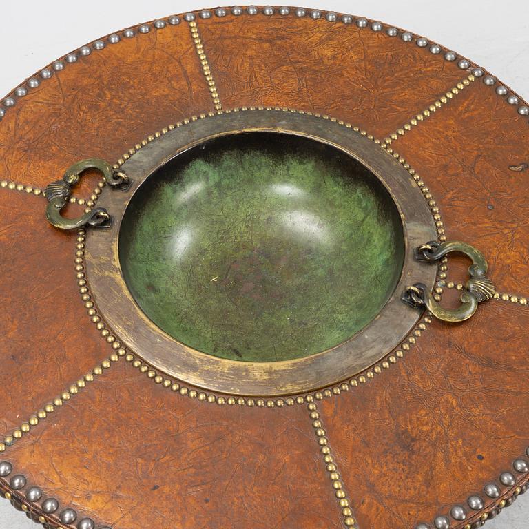 A table, Lysberg & Hansen, Copenhagen, Denmark, first half of the 20th Century.