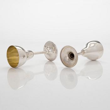 Starkvinglas, 4 st, samt serveringskål, silver, Kultakeskus Tavastehus 1947 och Auran Kultaseppä Oy 1975, Åbo.