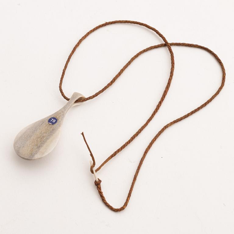 A reindeer horn necklace by Sune Enoksson, before 1966 signed.