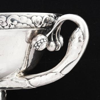 Georg Jensen, an 830/1000 silver jardinère, Copenhagen ca 1915-1919.