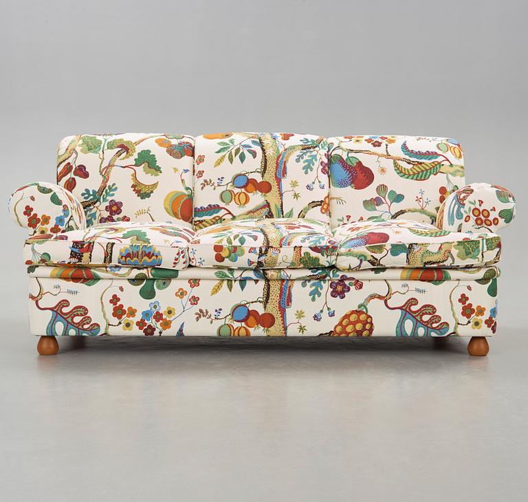 JOSEF FRANK, soffa, Firma Svenskt Tenn, modell 703, 2011.