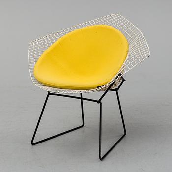 A 'Diamond chair' by Harry Bertoia, designed 1952.