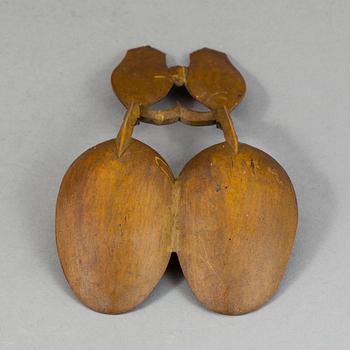 DUBBELSKED, allmoge, friargåva. Hälsingland. Daterad 1870.