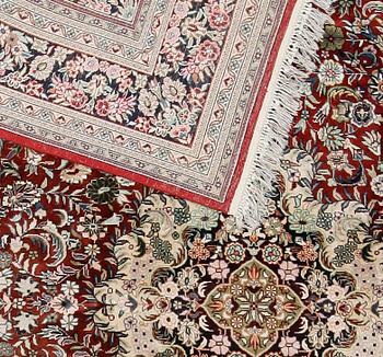 MATTA, orient, silke, ca 275 x 190 cm.