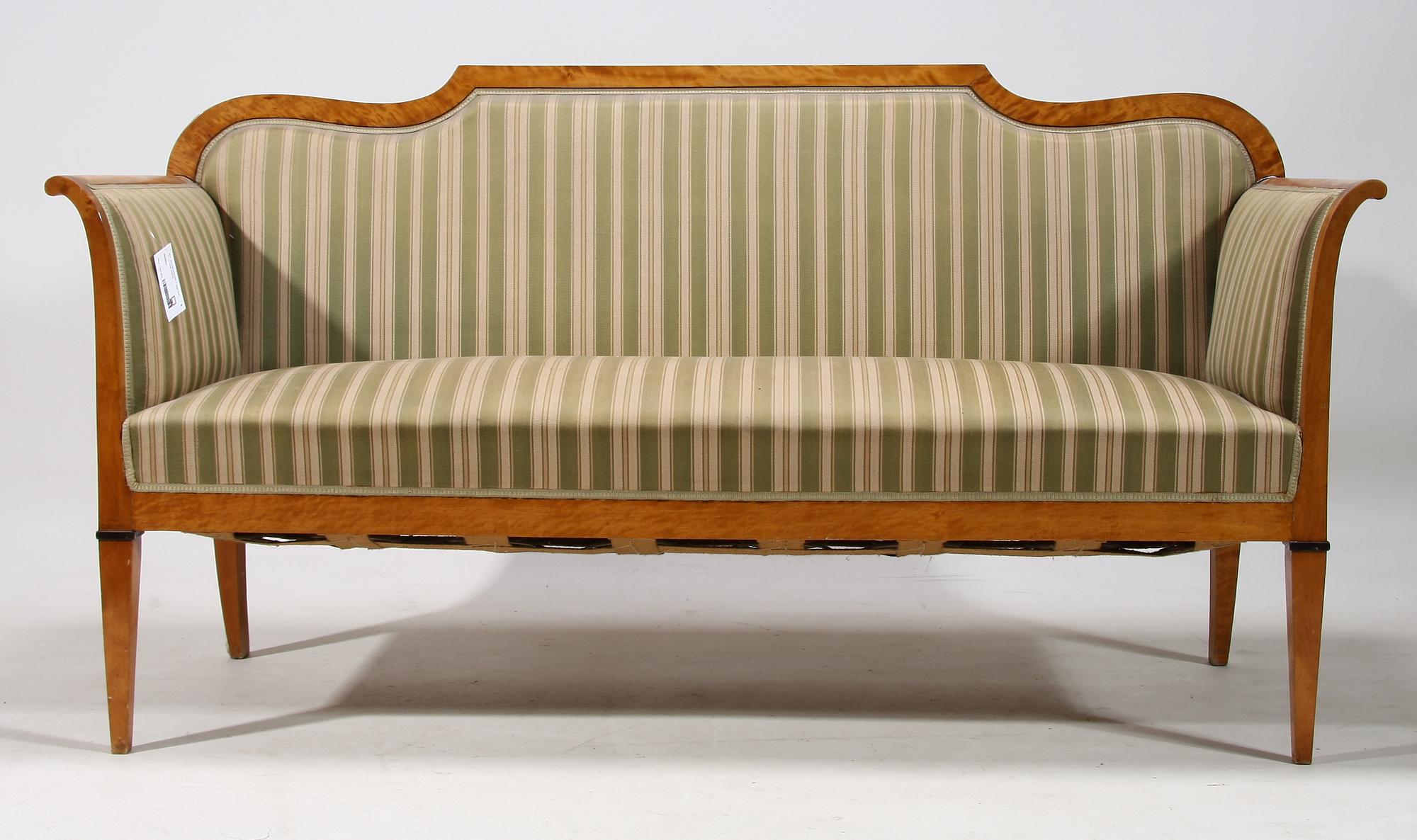SALONGSGRUPP, 6 delar, Karl Johan-stil, 1920-tal.