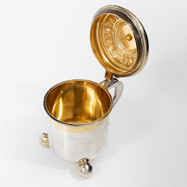 C.G. Hallberg, A Swedish silver tankard, Stockholm 1949.