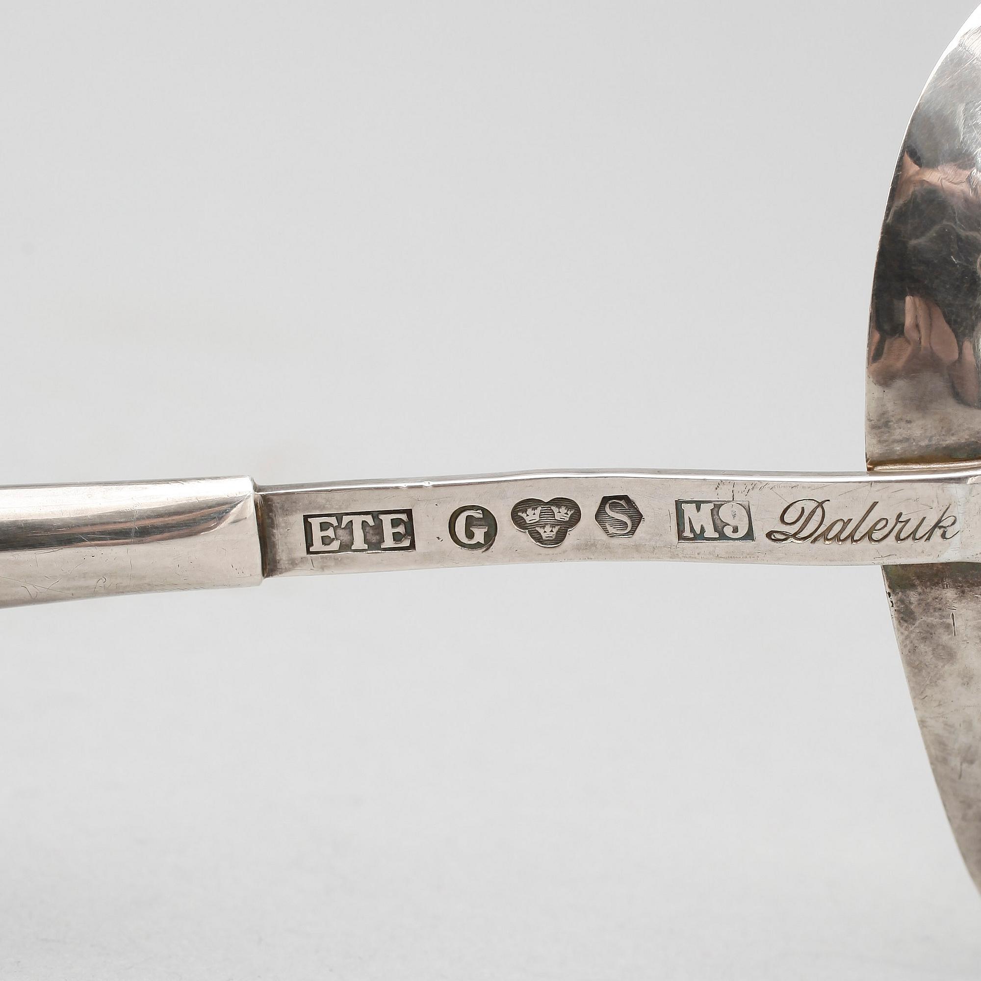 PARTI SILVER, 7 delar, bl.a Guldsmedsbolaget, Stockholm 1909. Total silvervikt ca 150 g.
