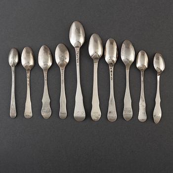 KAFFE- OCH TESKEDAR, 34 st, silver, 17-1800-tal, bl a Jonas Aspelin d.ä. Ystad 1773.