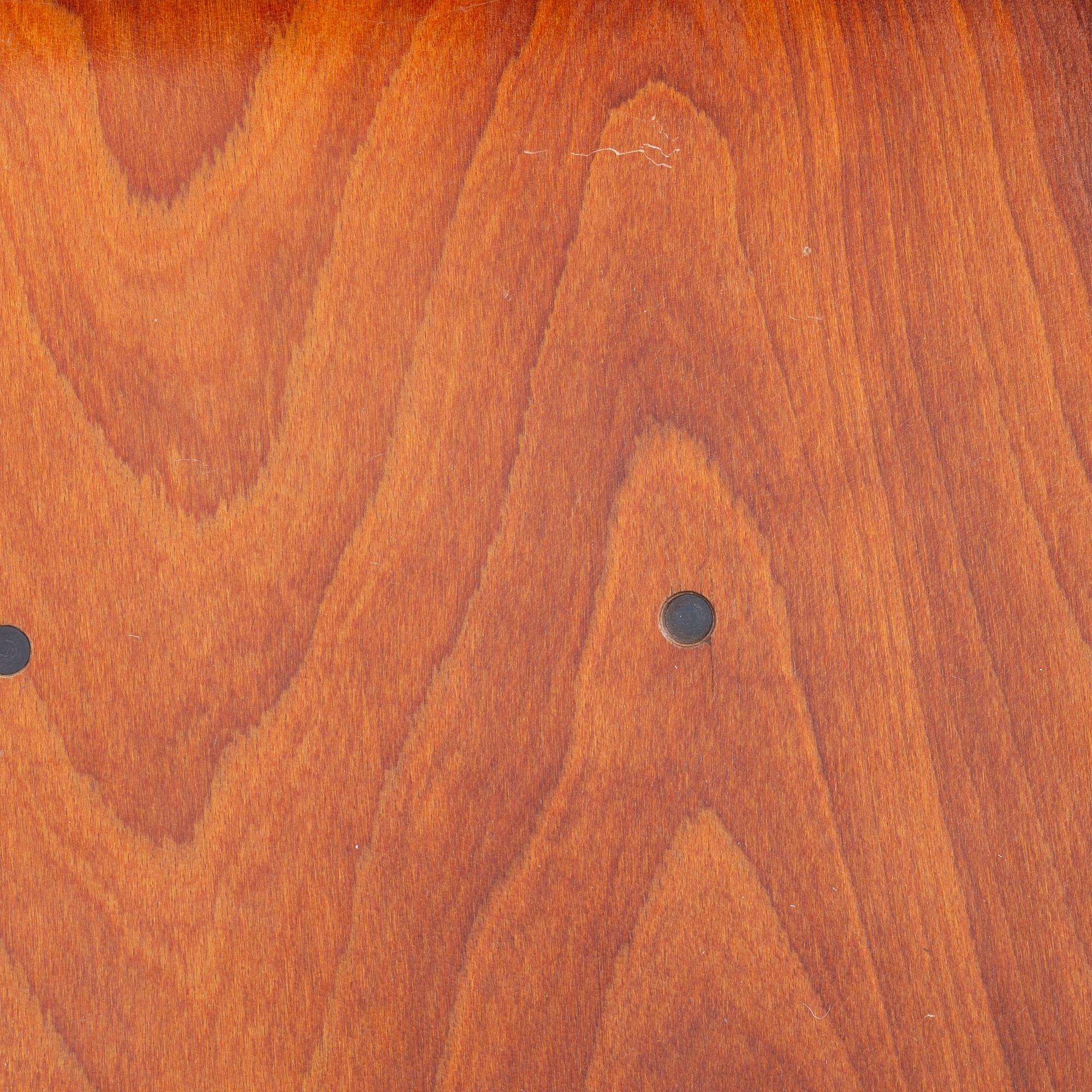 Stolar, ett par, samtida.