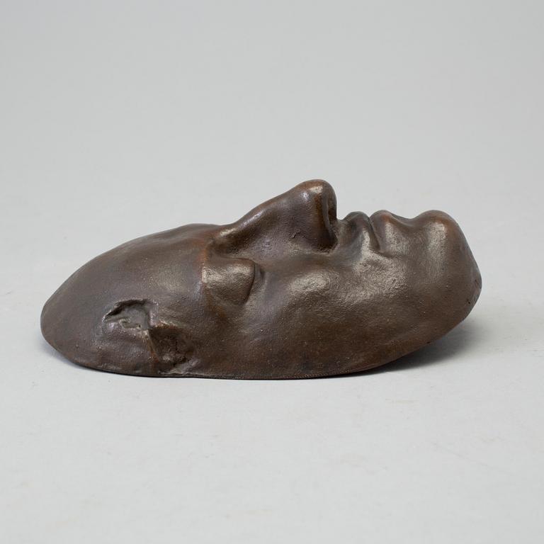 A death mask depicting King Charles XII. Probably by Finspångs ironworks, 20th century.