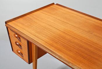 SKRIVBORD, "Pl. Uddebo", Svante Skogh, Aktiebolaget Möbelfabriken Balder, Vaggeryd, 1900-talets andra hälft.