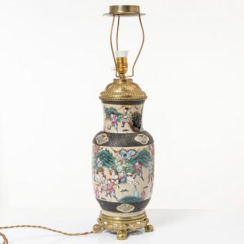 Table lamp, China, first half of the 20th century.