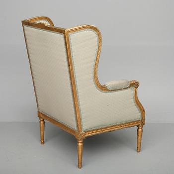 FÅTÖLJ, gustaviansk stil, förgylld, 1900-talets början.
