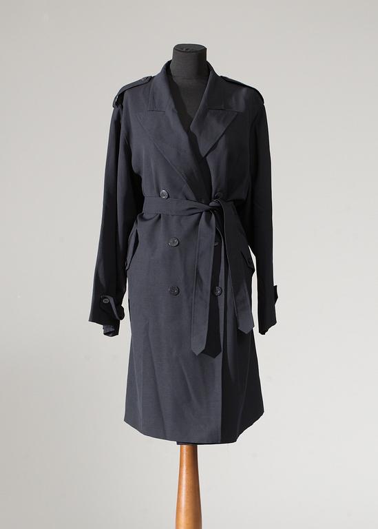 TRENCHCOAT, Max Mara.