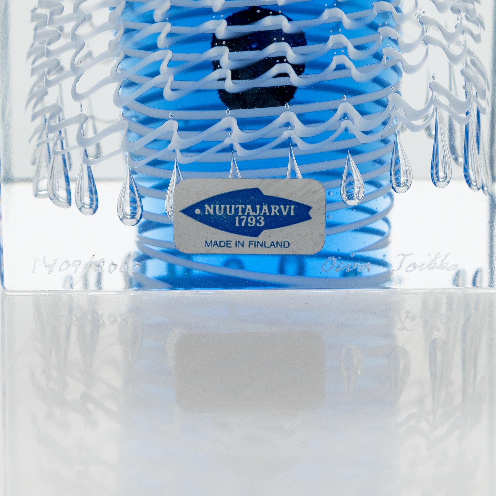 Nuutajarvi Notsjo オイバトイッカ　キューブ　1993 Oiva Toikka, annual glass cube 1993, signed Oiva Toikka Nuutajärvi