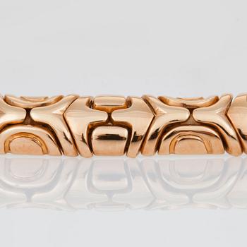 A Bulgari 'Alveare' necklace.