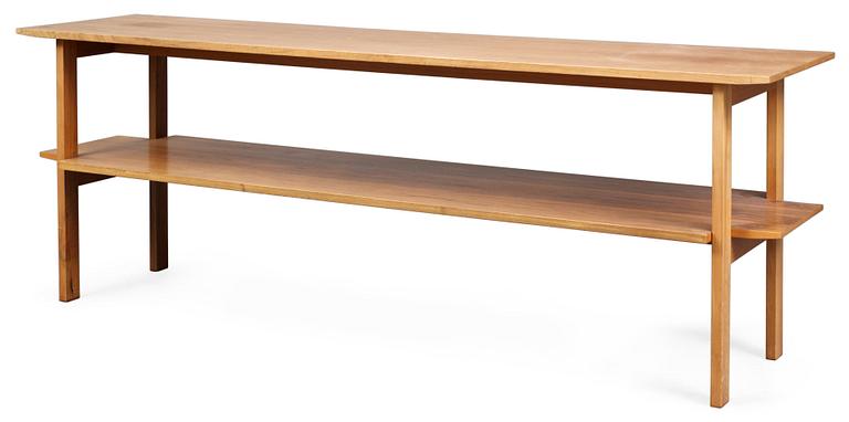 A Josef Frank valnut table, Firma Svenskt Tenn, model 648.