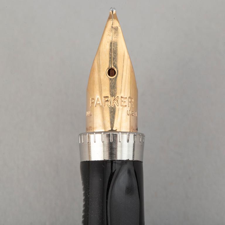 PARKER, a sterling silver fountain pen.