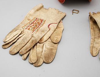 A bonnet and two pair of gloves from the second half of the 19th century.