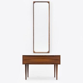 Nils Klausen, hallmöbel, 2 delar, Centralmöbler Bolighus, Odense, Danmark, 1960-tal.
