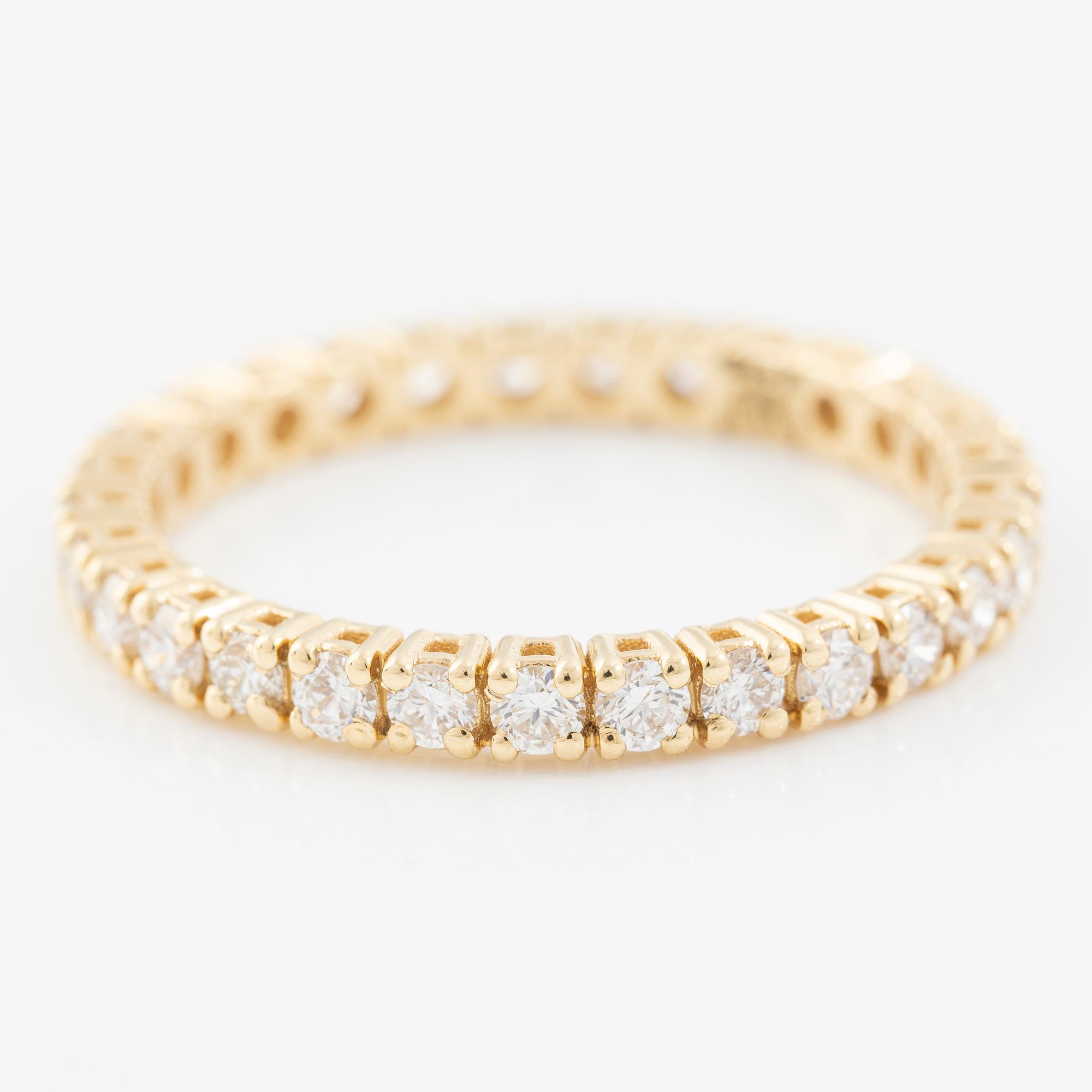 Ring, full eternity band, 18K gold set with brilliant-cut diamonds.