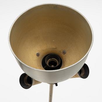 Josef Frank, golvlampa, modell 2148, Firma Svenskt Tenn.