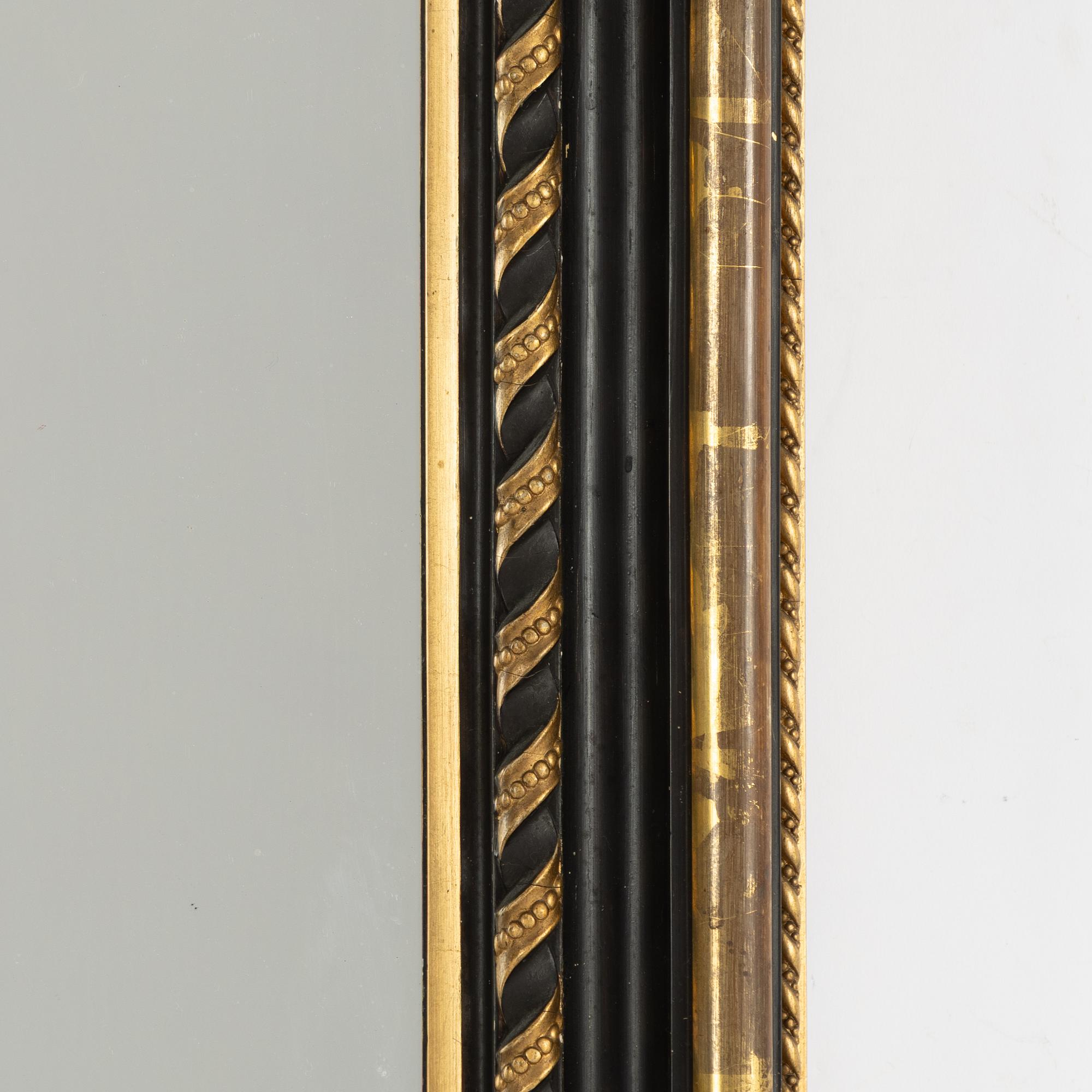 Mirror with console table, Rococo style, circa 1900.