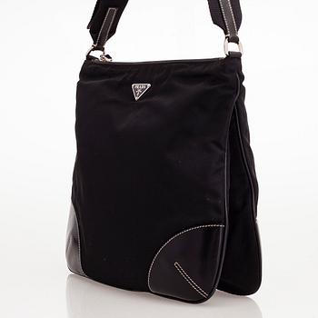 Prada, laukku.