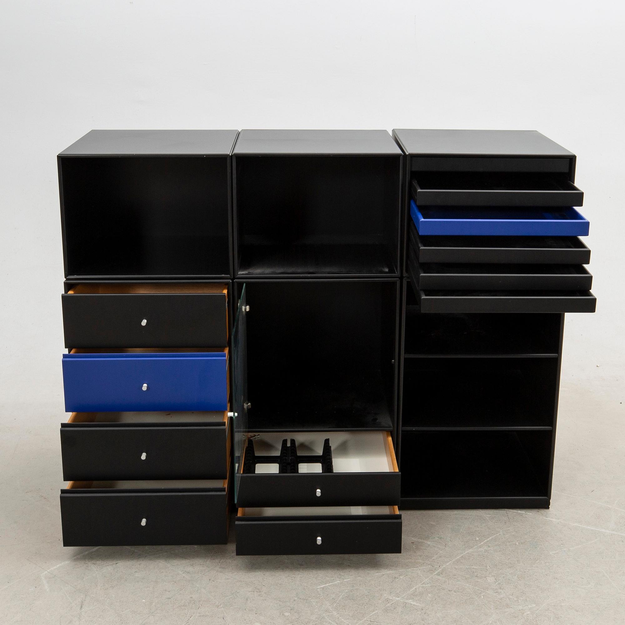 Peter J Lassen, Shelf system, 9 dlr for Montana Denmark.