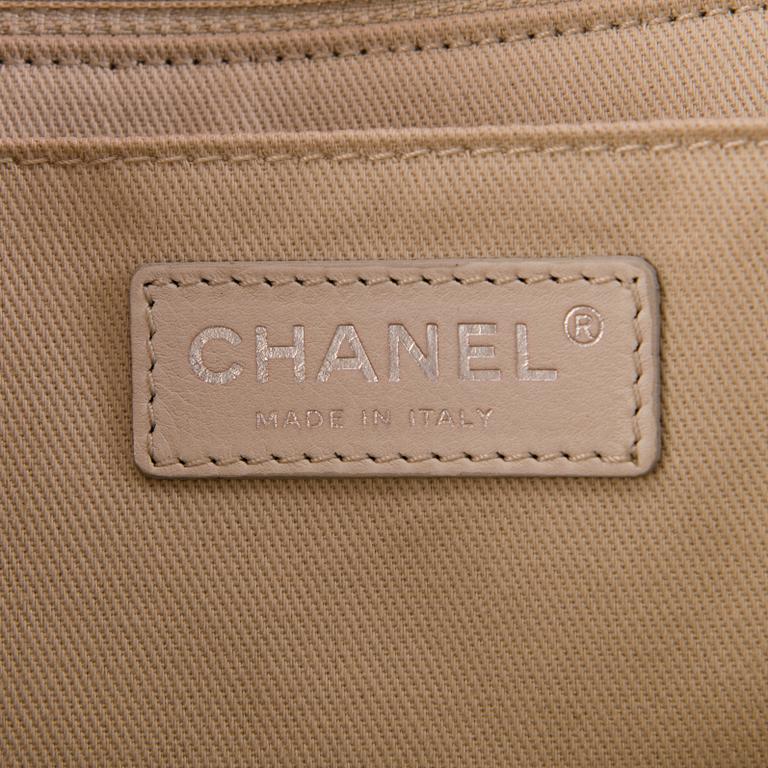 CHANEL, Coco Shine Jumbo Flap Bag.