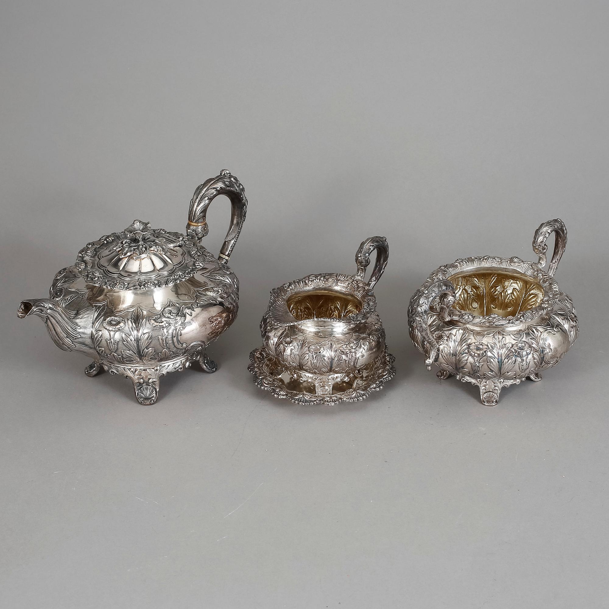 TESERVIS, 3 delar, sterling silver, James Lee Bass, Dublin 1838-39. Tot. vikt 2351 g.