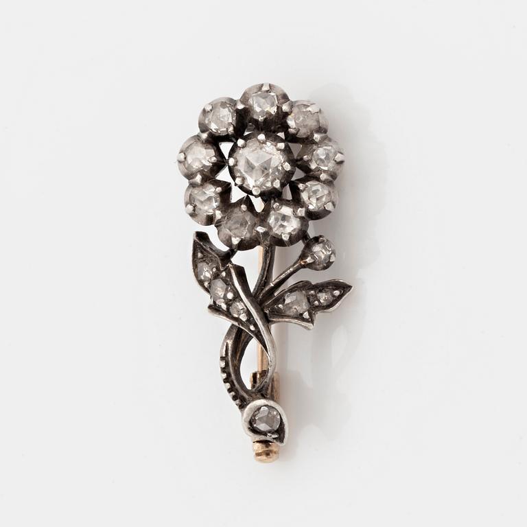 Rose-cut diamond flower brooch.