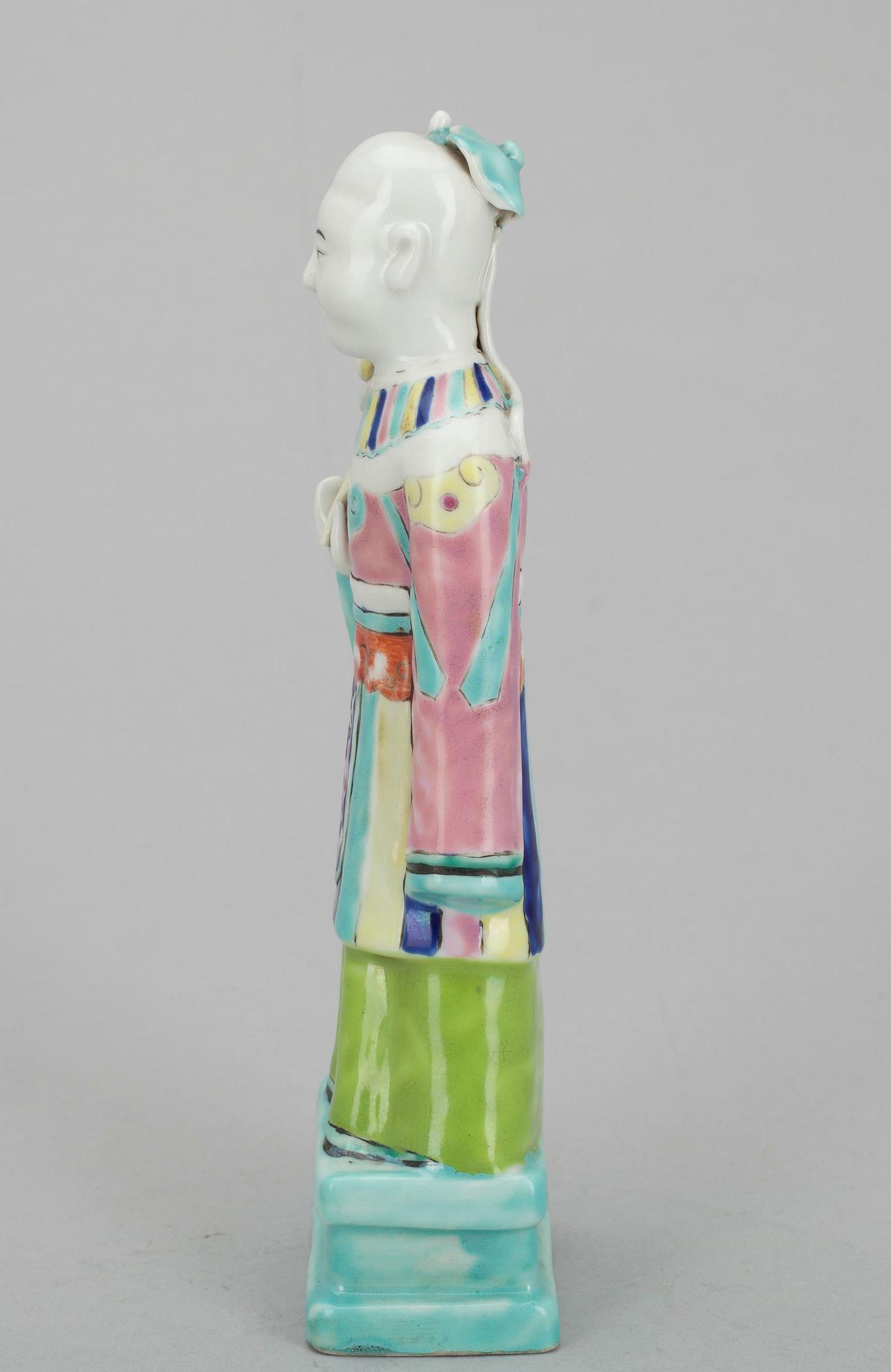FIGURIN, porslin, Qingdynastin, Kina 1800-talets slut.